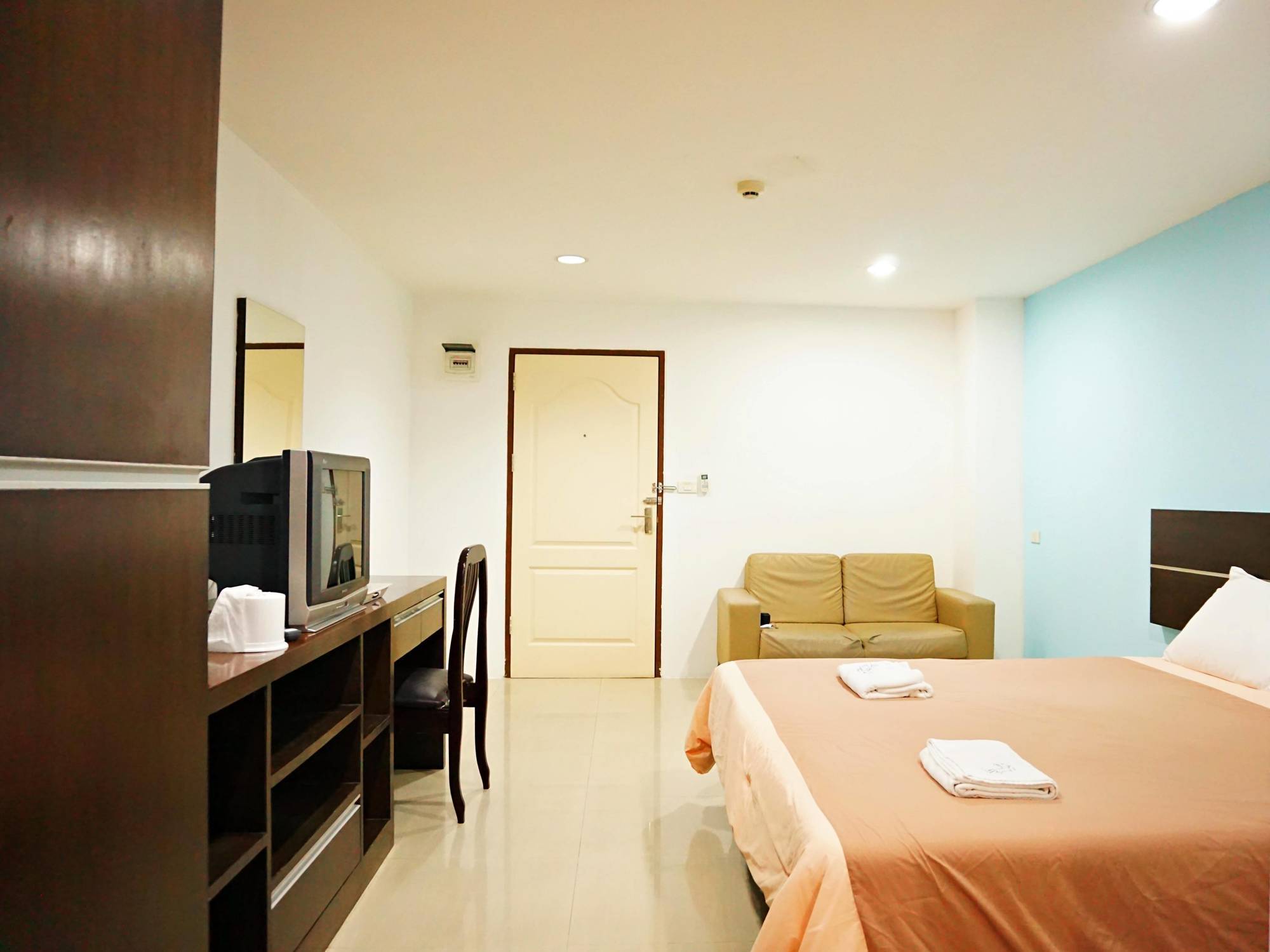 Diamond Bangkok Apartment Екстер'єр фото