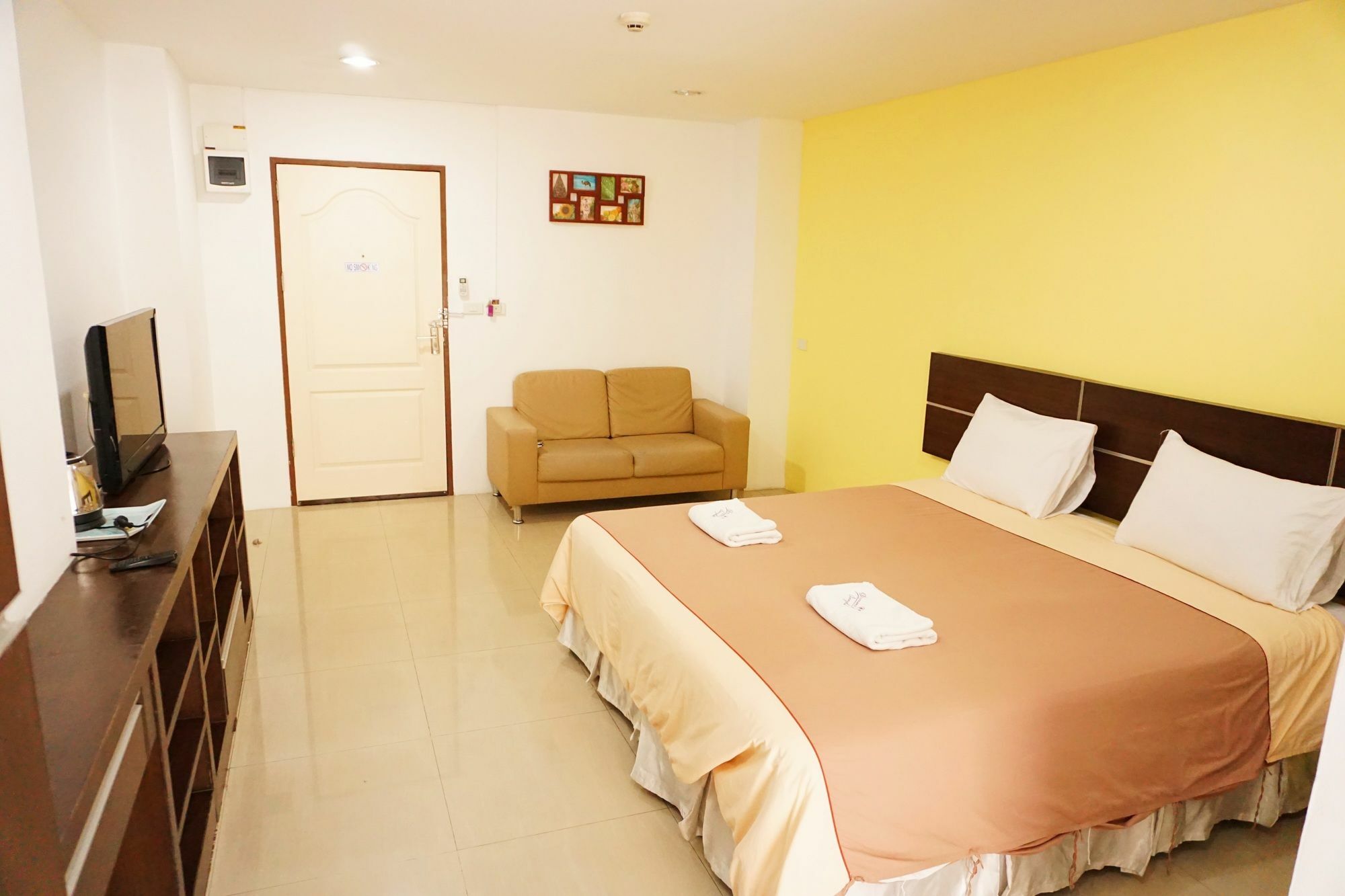 Diamond Bangkok Apartment Екстер'єр фото